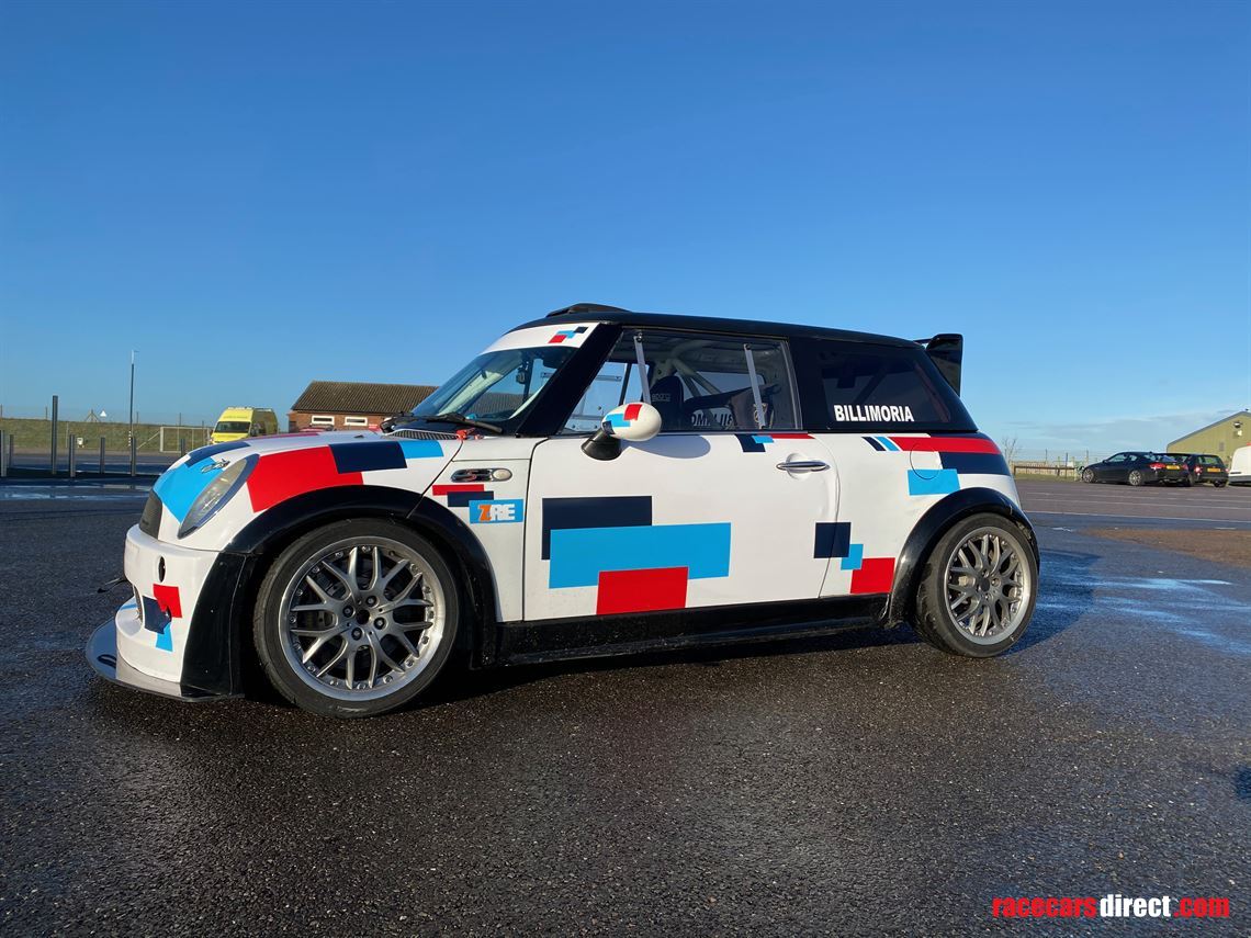 mini-r53-race-car-inc-fully-running-spare-car