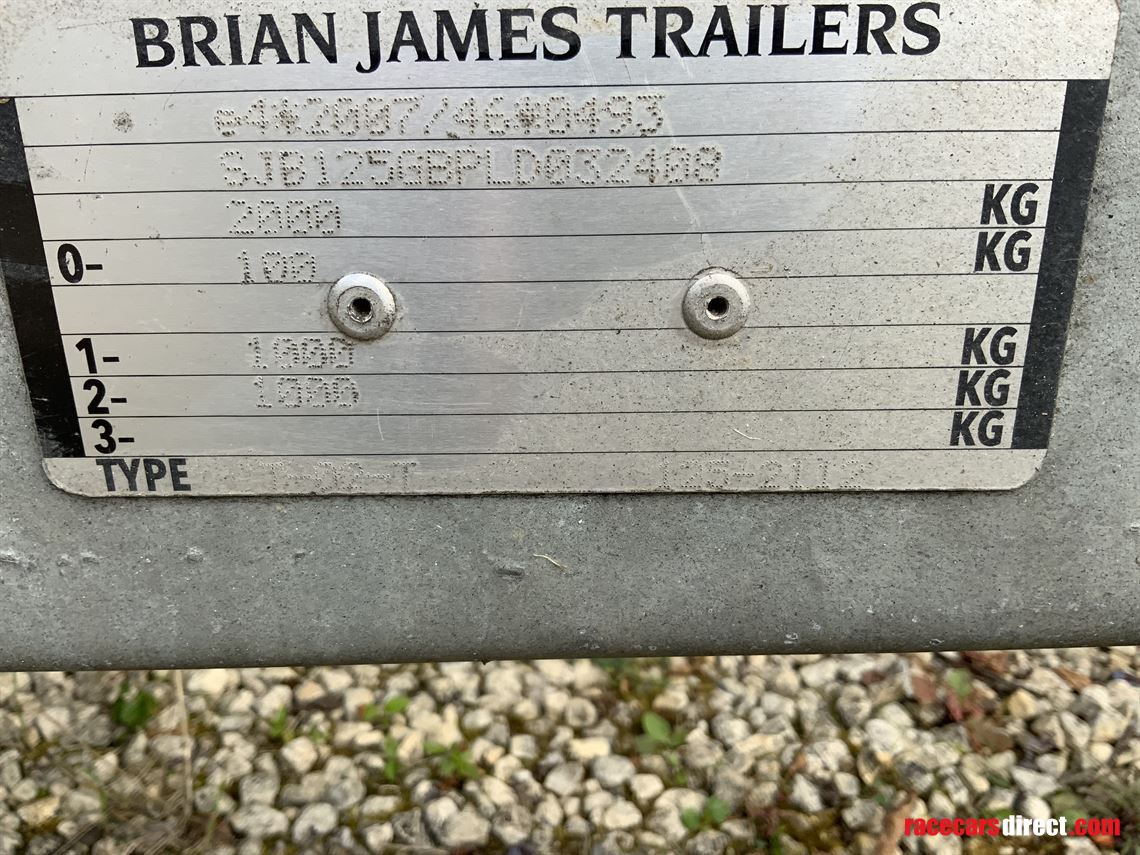 brian-james-a4-transporter-125-2112