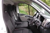 nissan-nv300-acenta-van-dci-2018-2800kg-33k-l