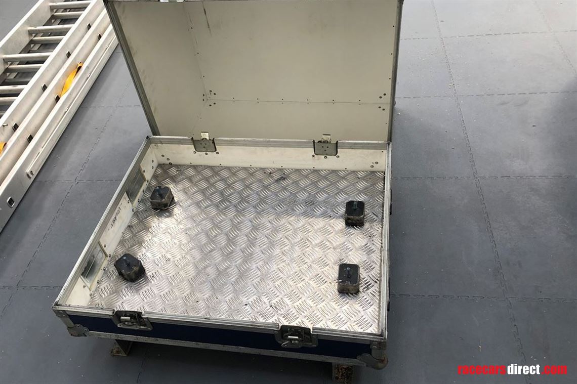 Racecarsdirect.com - Engine Freight Boxs