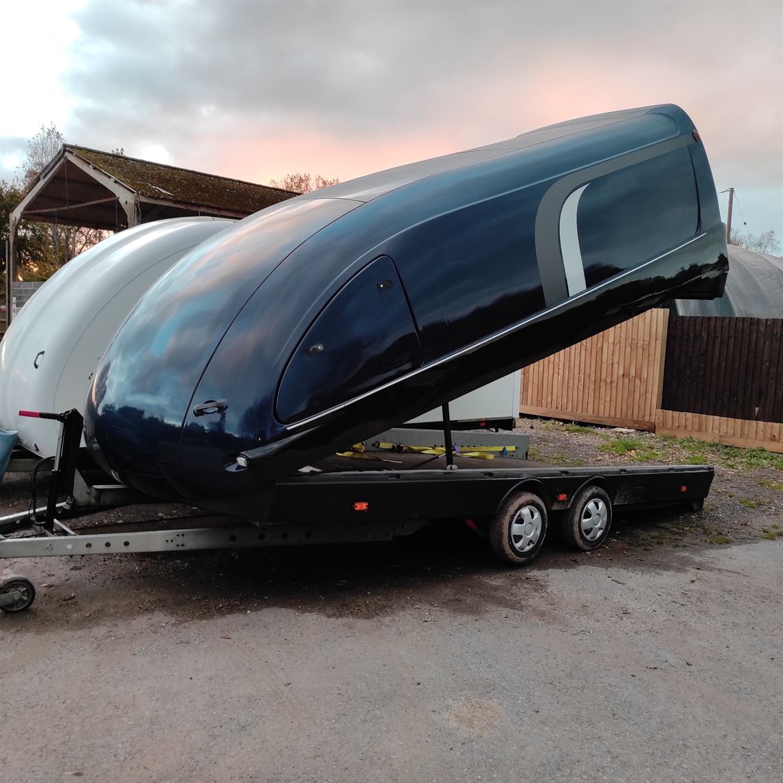 woodford-rl-3000-electric-tilt-lift-trailer