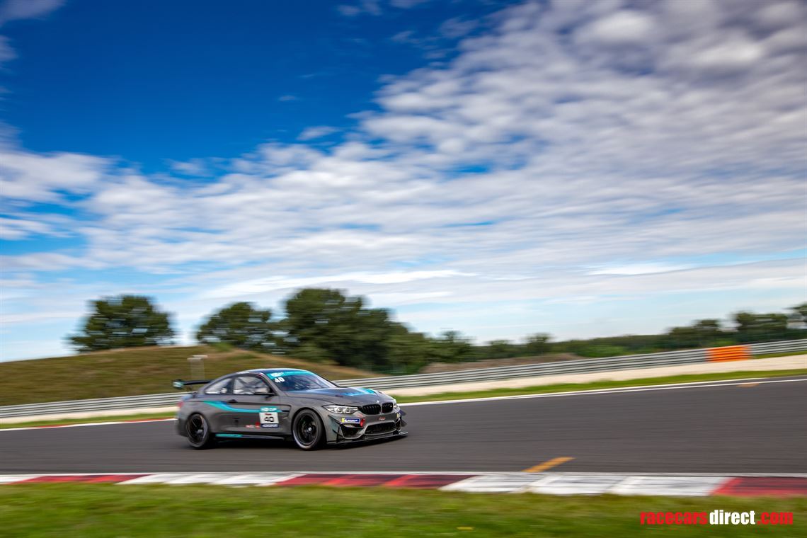 bmw-m4-gt4