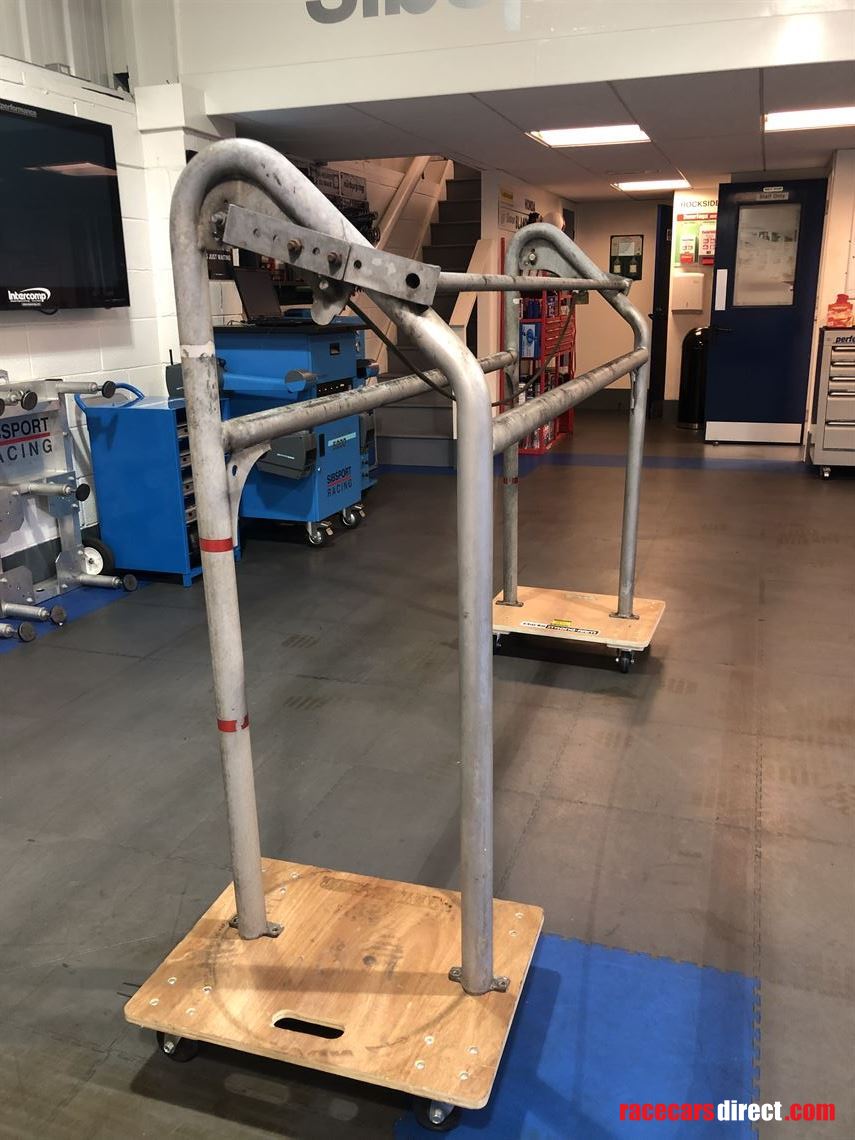 Racecarsdirect.com - Brian James Wheel Rack