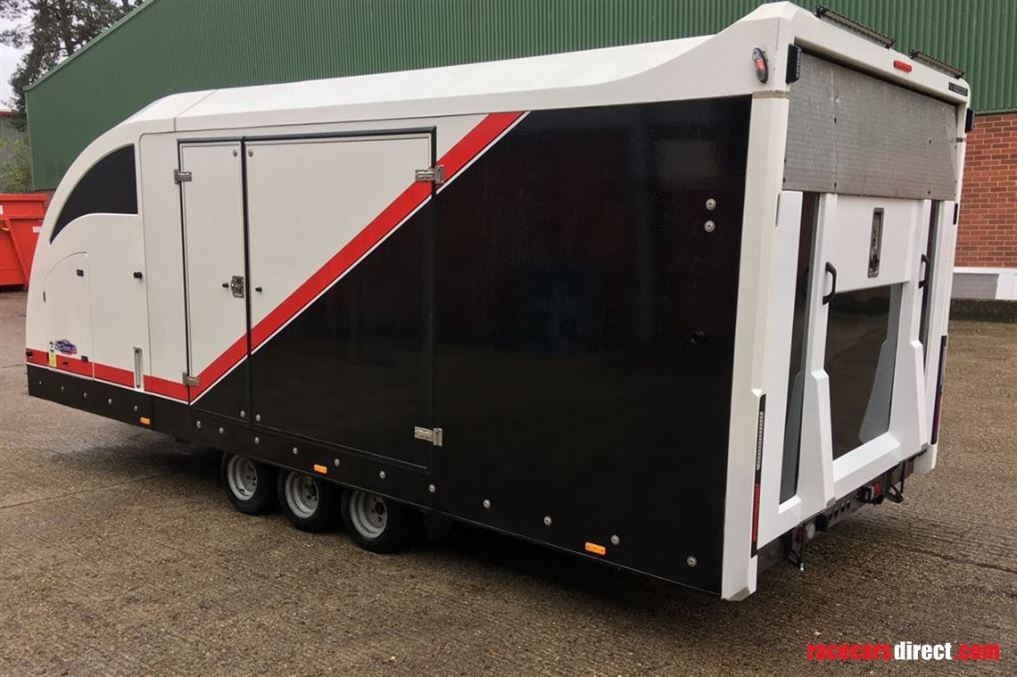 brian-james-race-transporter-6