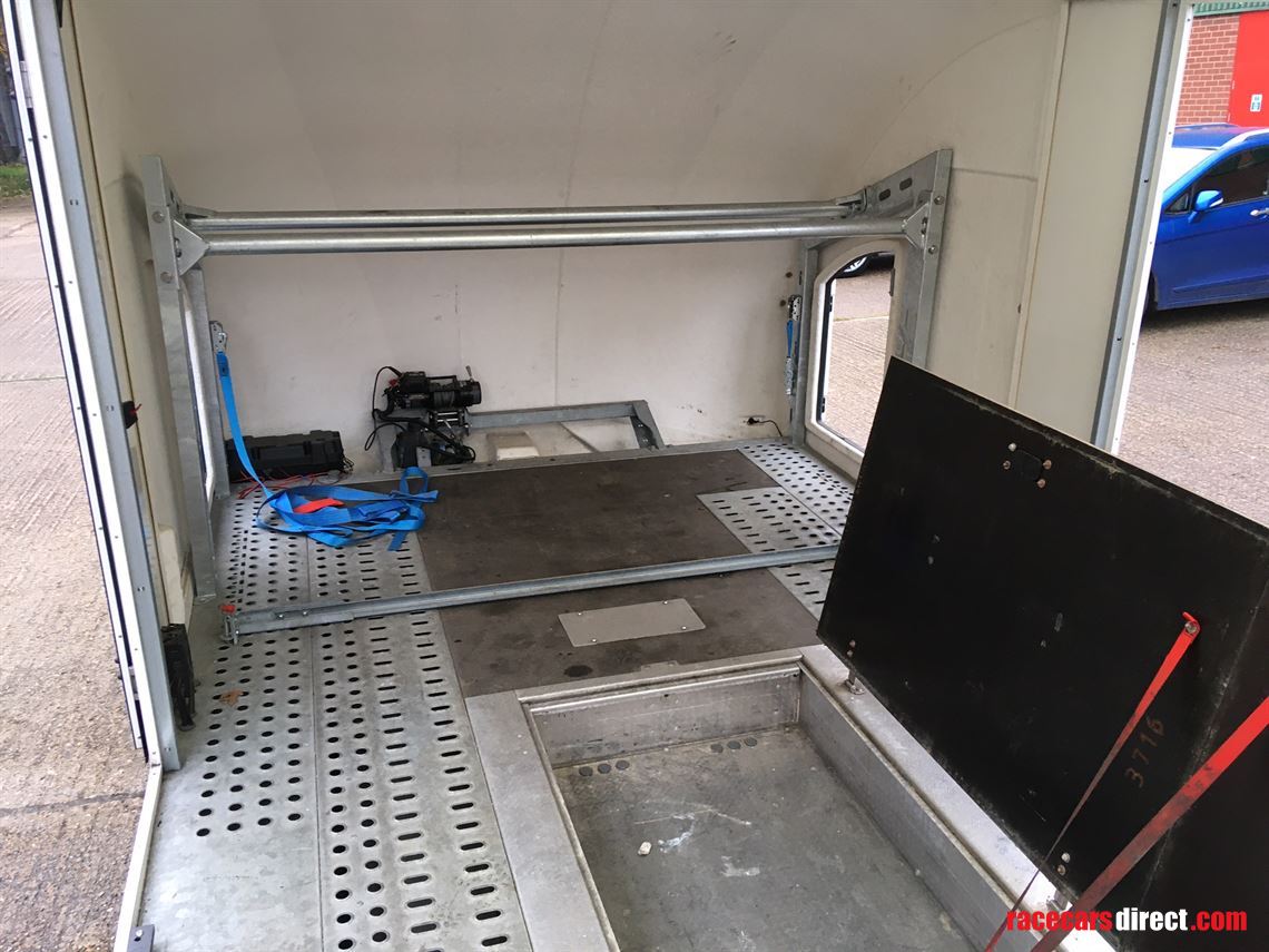 brian-james-race-transporter-6