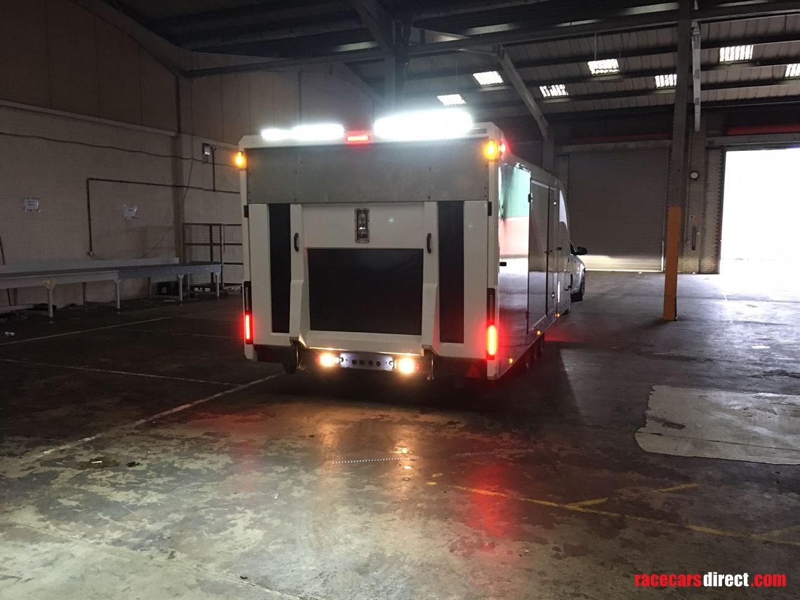 brian-james-race-transporter-6