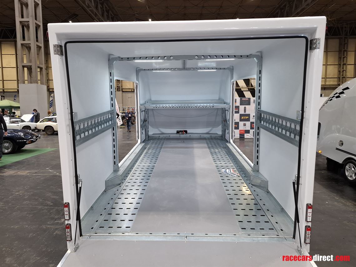 eco-trailer-titan-enclosed-trailer