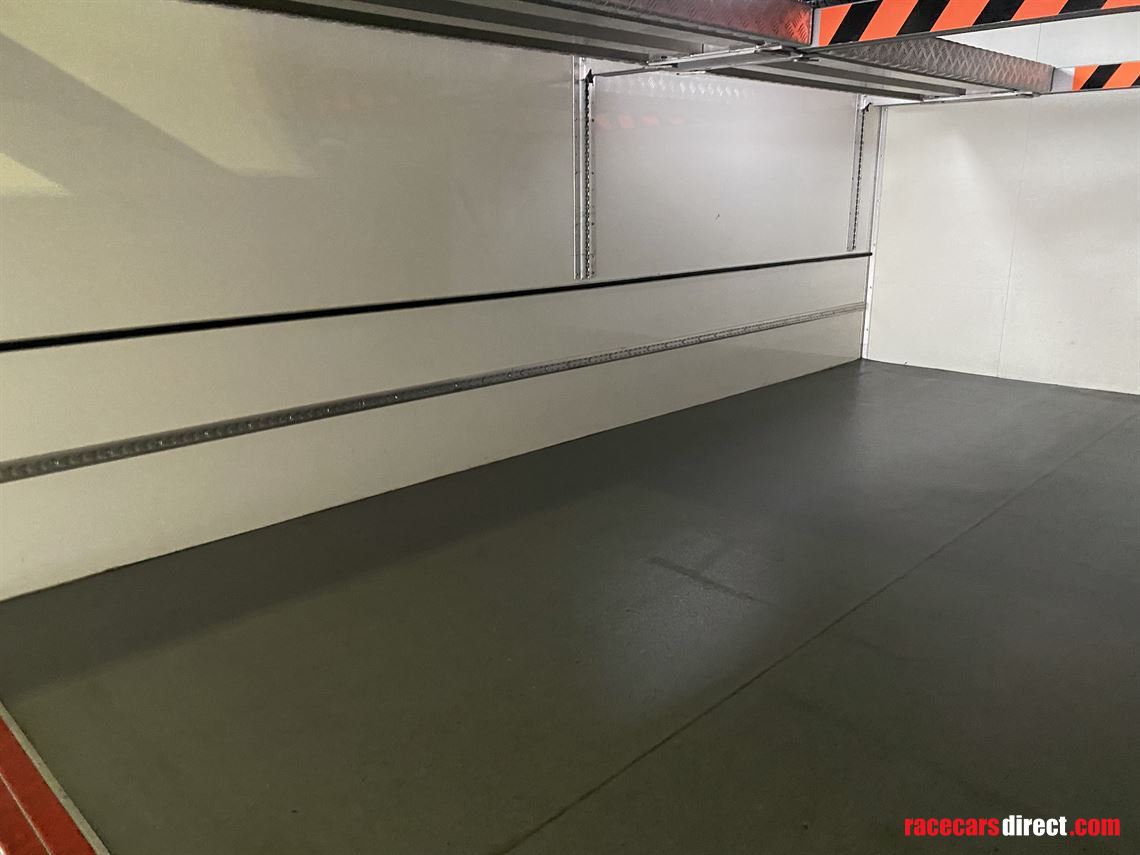 immaculate-5-car-transporter