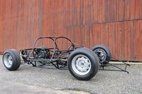 porsche-906-rolling-chassis