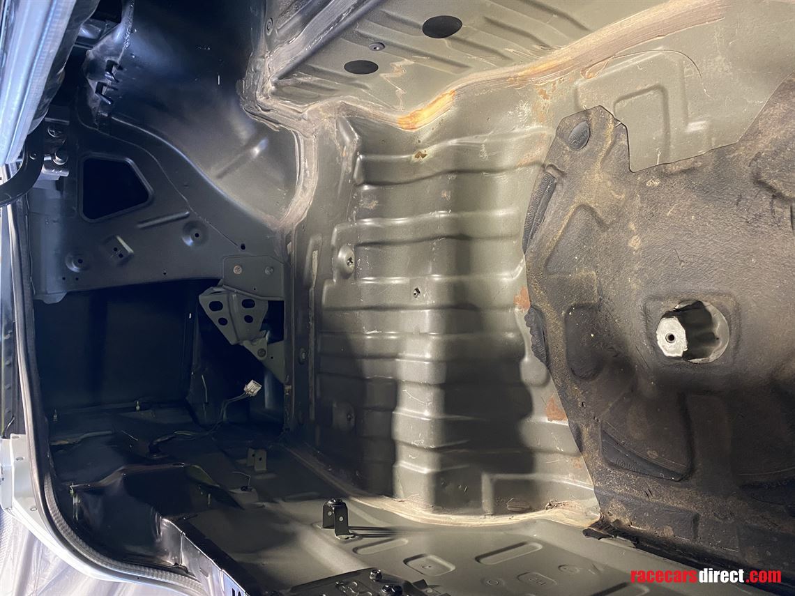 nissan-skyline-r34-gtr-replica-trackrace-car