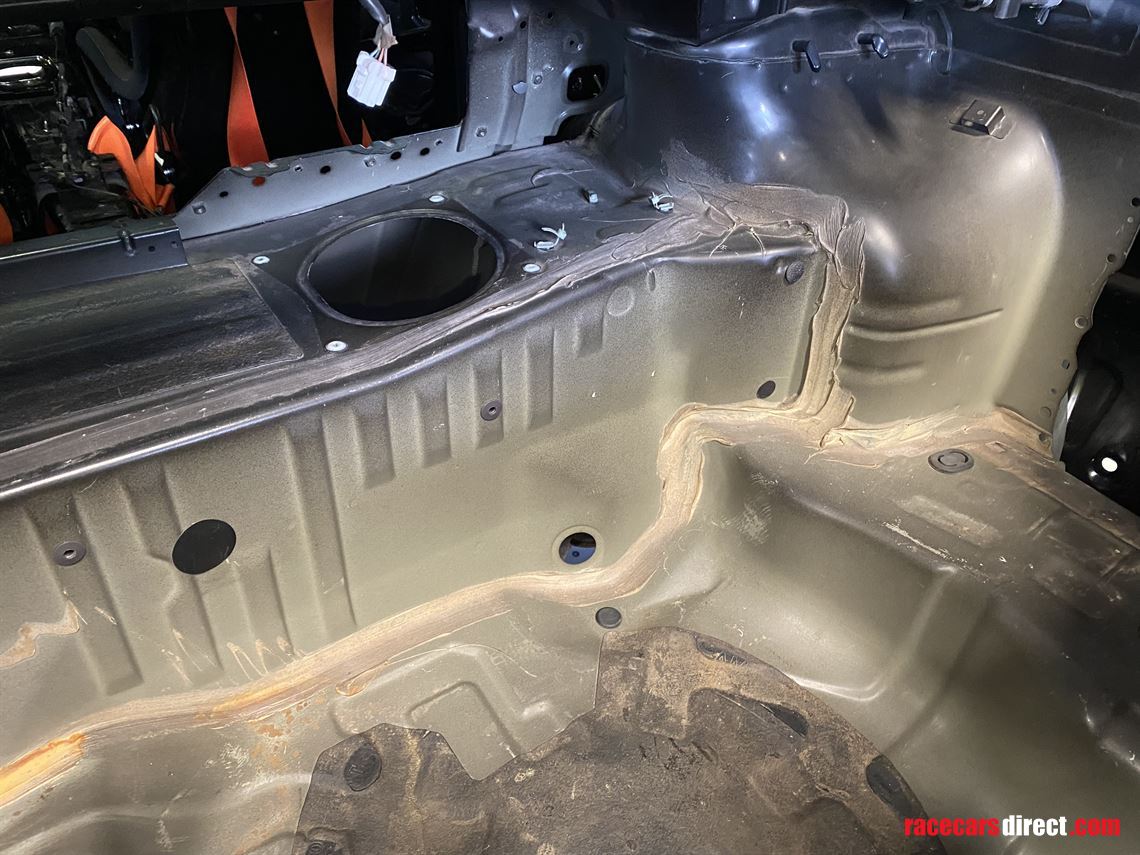 nissan-skyline-r34-gtr-replica-trackrace-car