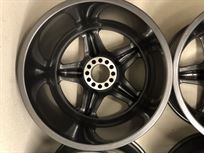 aston-martin-amr1-group-c-original-dymag-whee