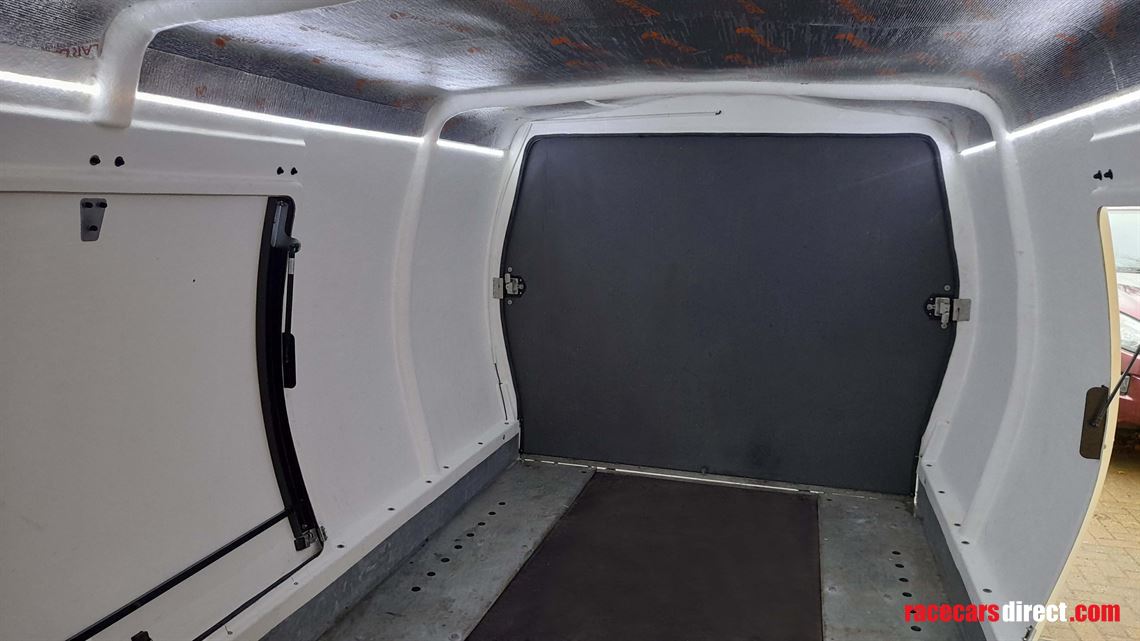 2018-prg-tracsporter-xw