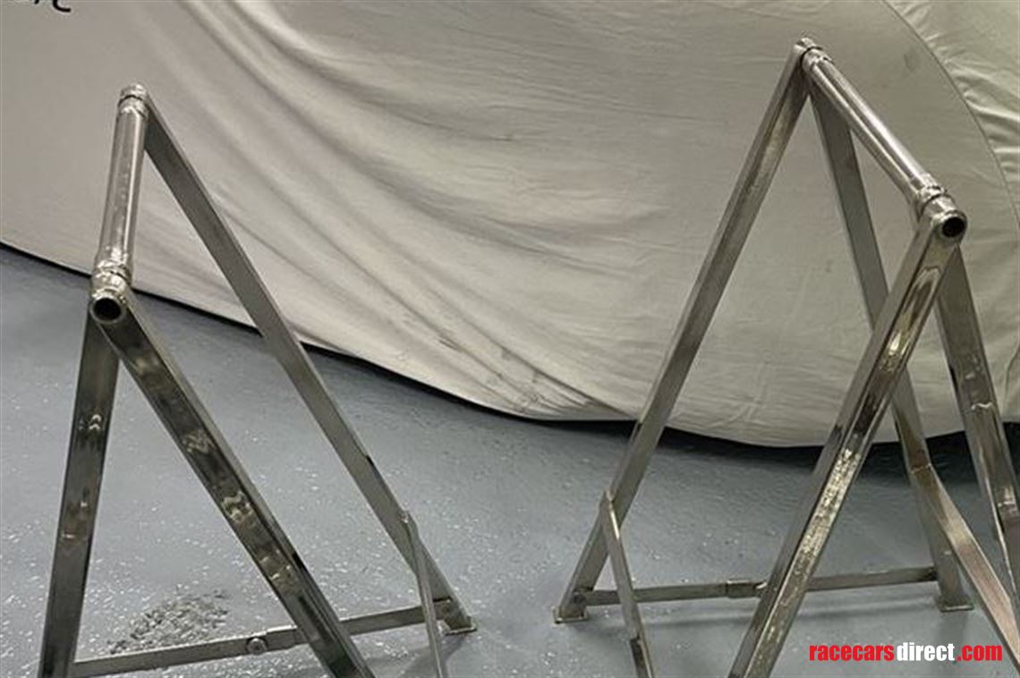 chassis-stands