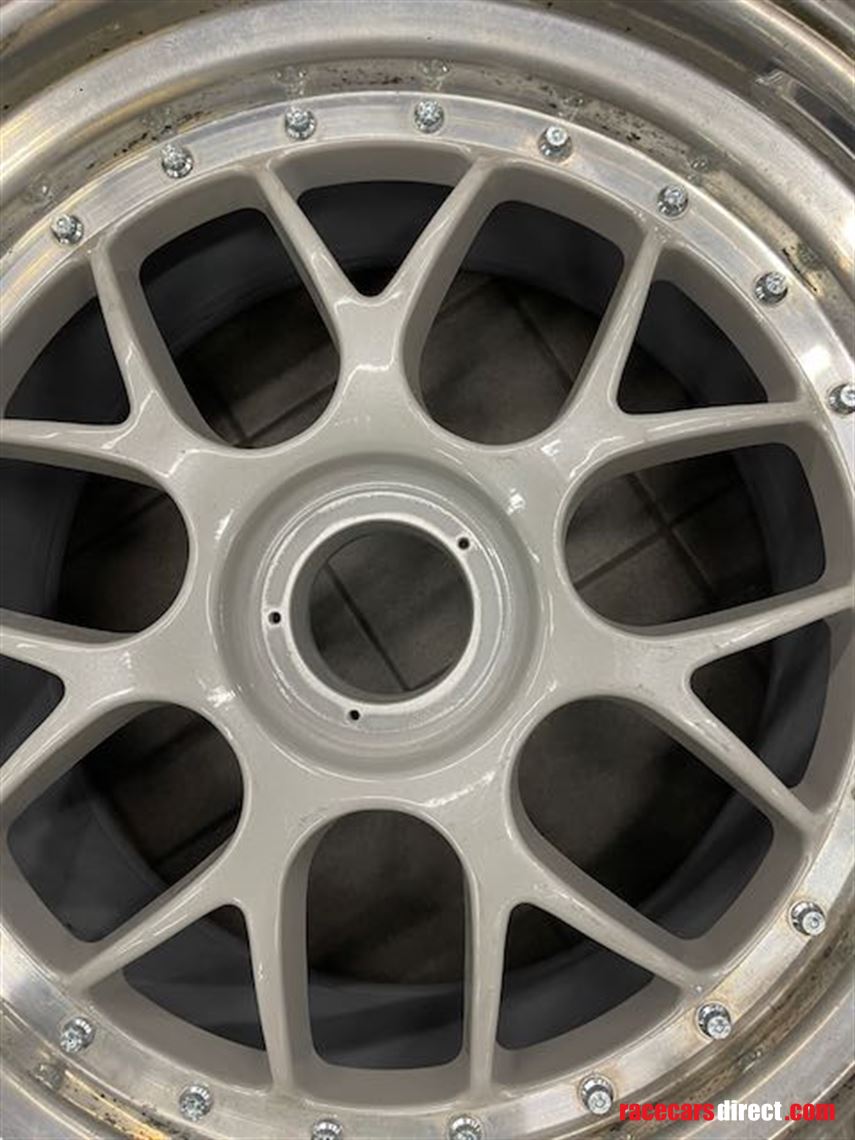 porsche-9971-wheel-set