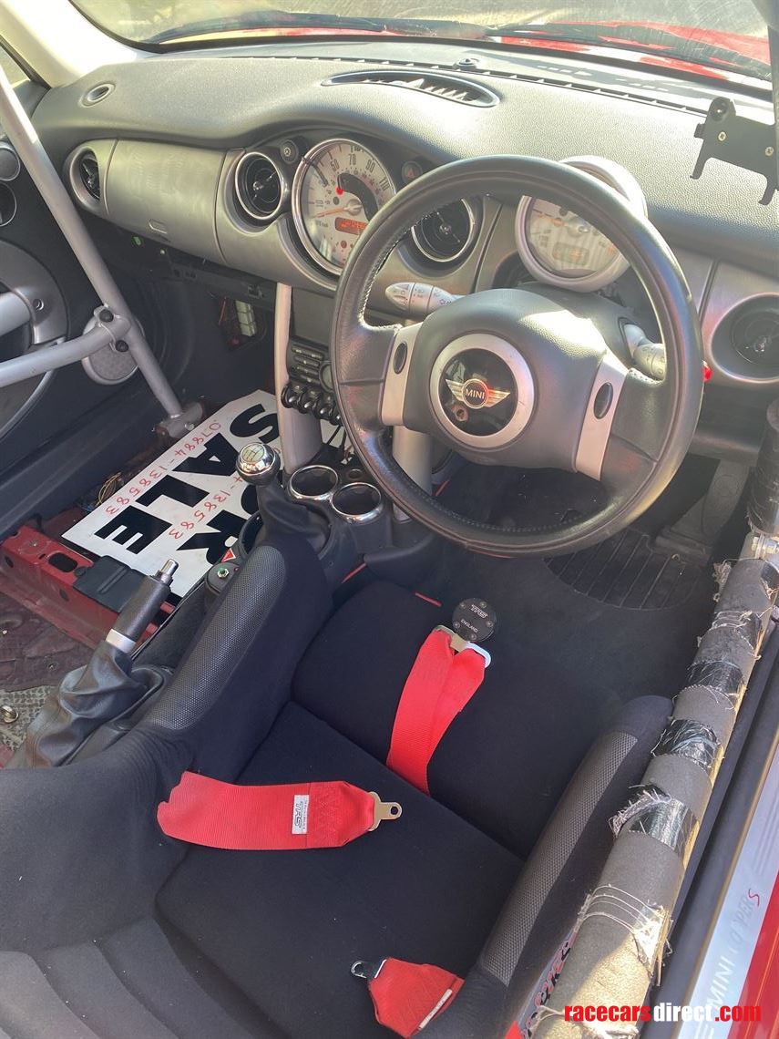 Racecarsdirect.com - Mini R53 Cooper S
