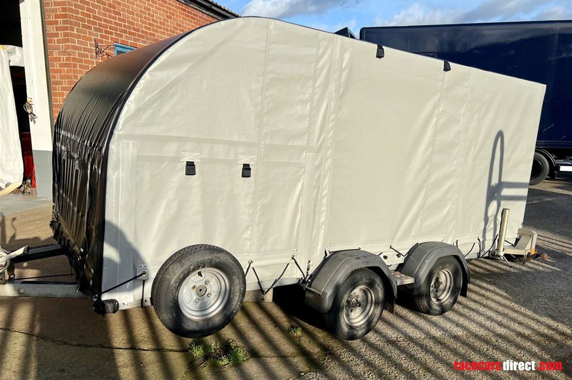 woodford-trailer-with-gt-cover