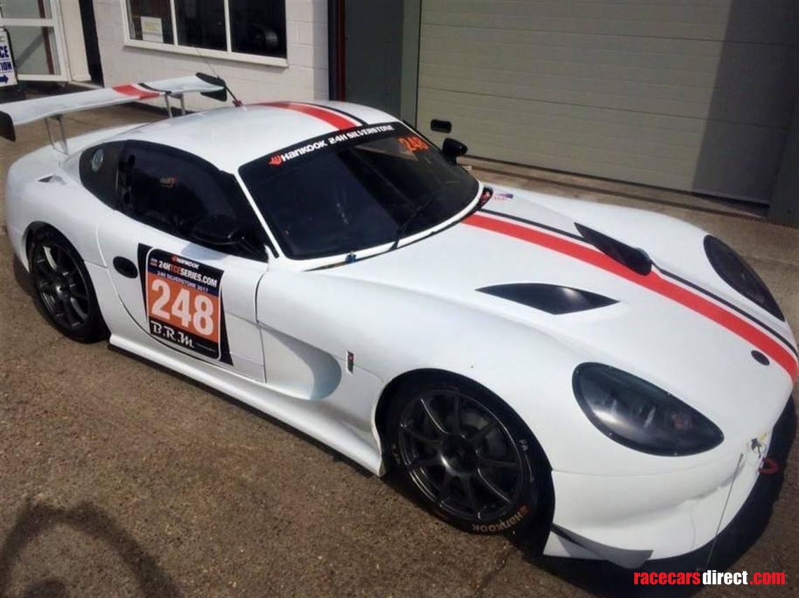 ginetta-g50-with-spares-package