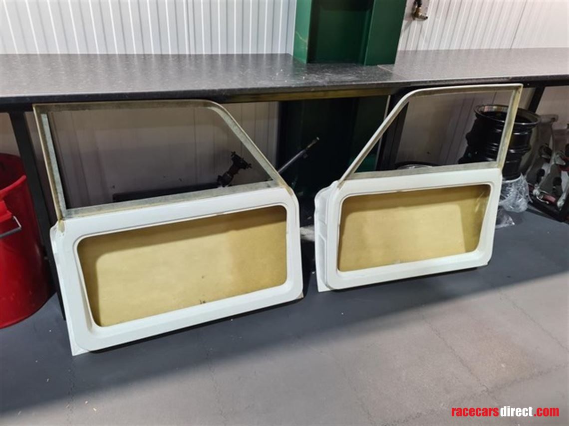 hillman-imp-fibreglass-racing-doors