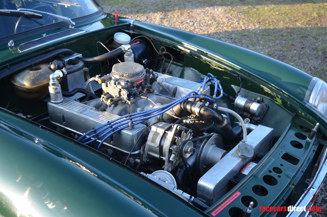 1969-mgb-gt-v8-35l-210-bhp