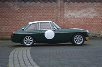 1969-mgb-gt-v8-35l-210-bhp