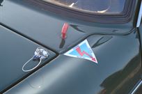 1969-mgb-gt-v8-35l-210-bhp