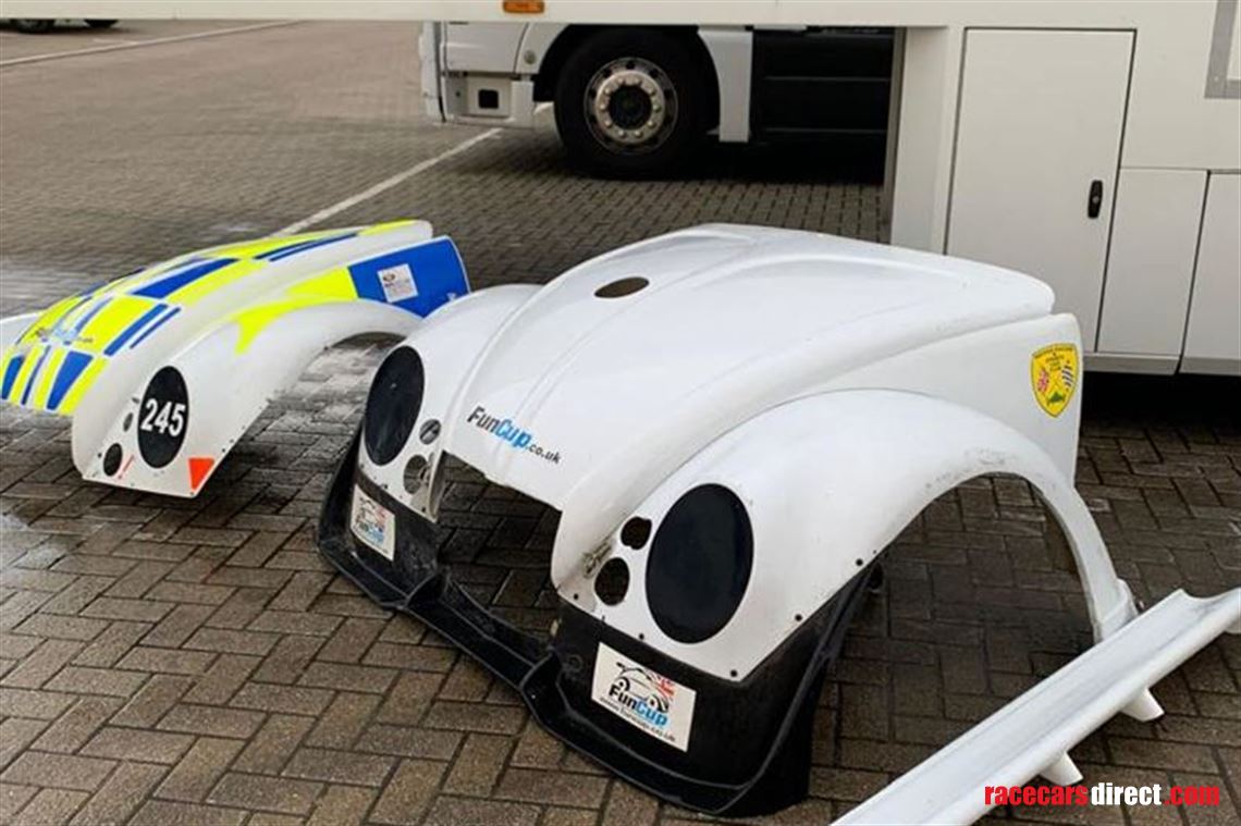 Racecarsdirect.com - Fun Cup Car 245 EVO2 (diesel )