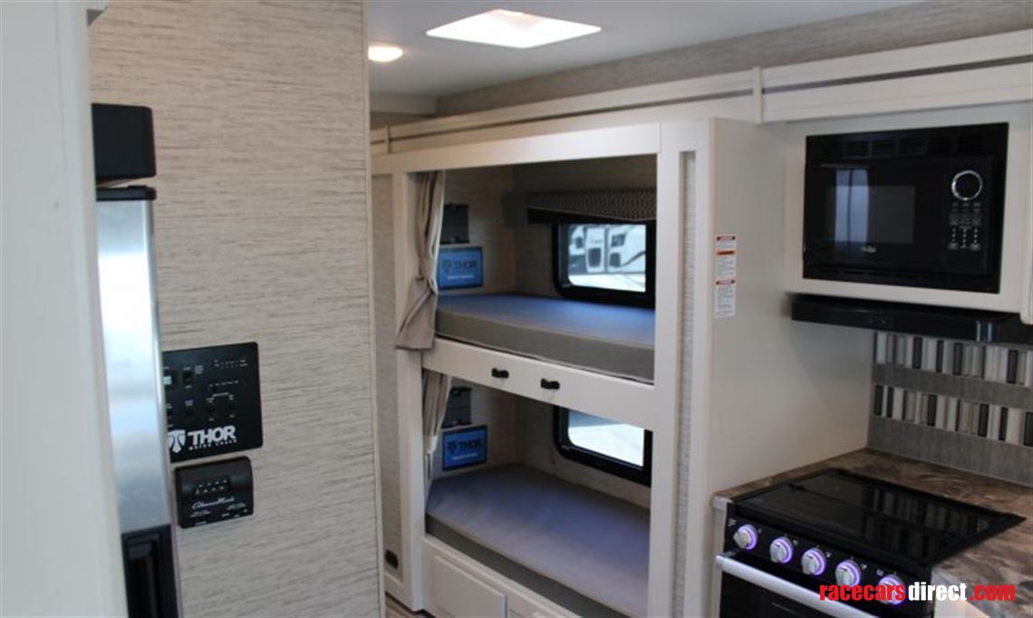 2022 THOR ACE 32.3 Bunk House