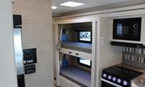 2022-thor-ace-323-bunk-house