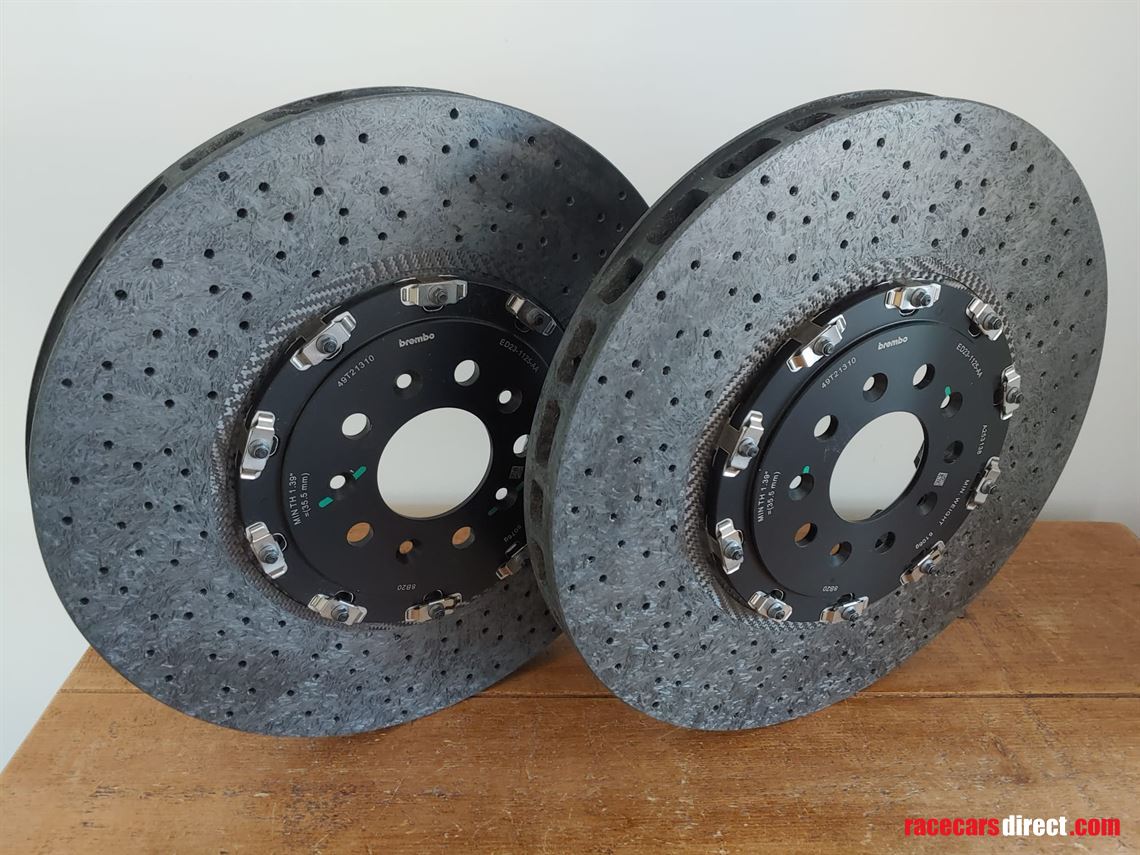 aston-martin-carbon-brake-kit