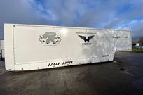 race-trailer-for-up-to-4-cars-with-living-are