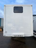 race-trailer-for-up-to-4-cars-with-living-are