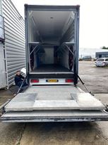 race-trailer-for-up-to-4-cars-with-living-are