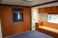 4-car-transporter-with-two-slideouts-and-actr