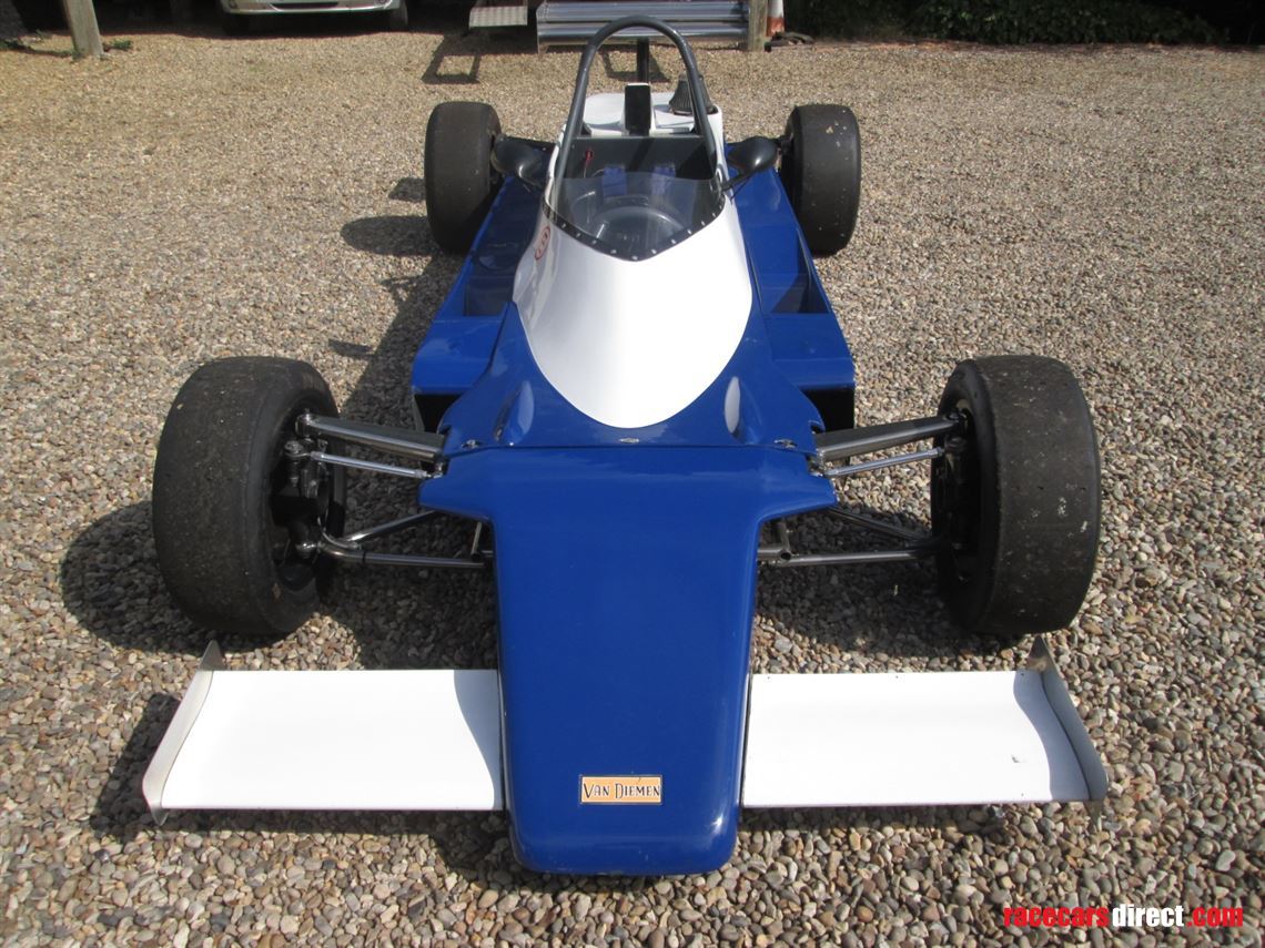 ff2000---van-diemen-rf82