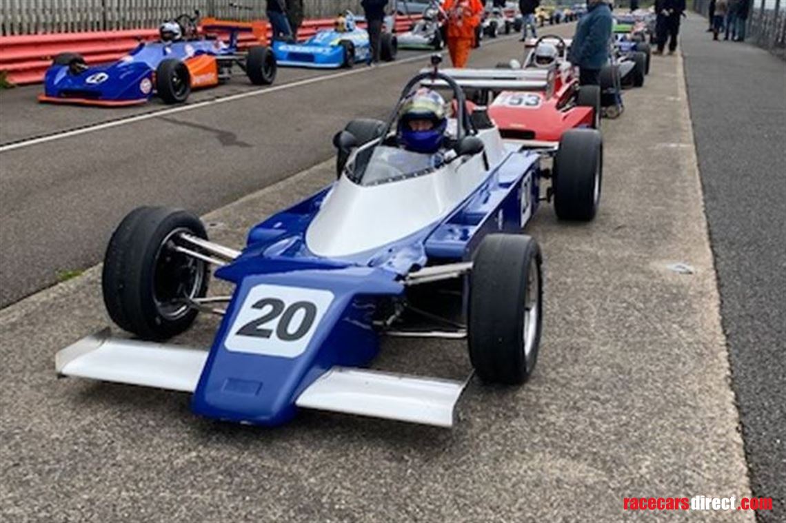 ff2000---van-diemen-rf82