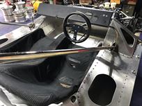 chevron-b26r-rolling-chassis