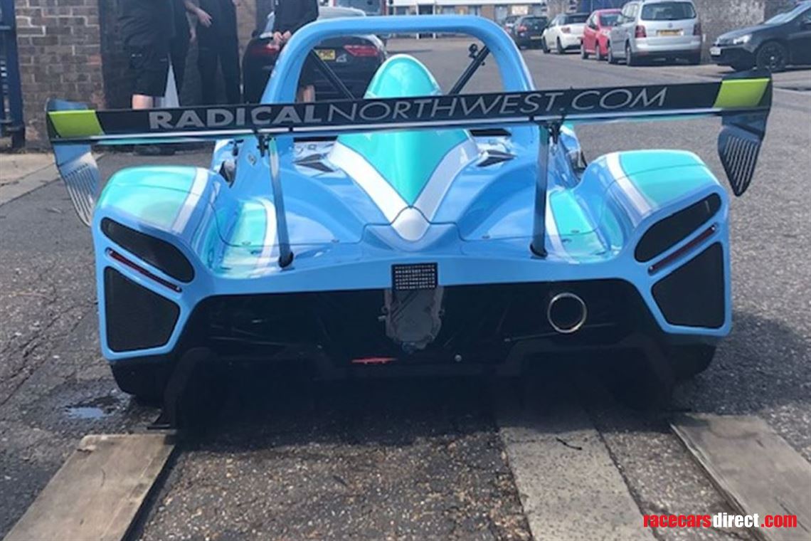 2021-radical-sr10-center-seat-like-new