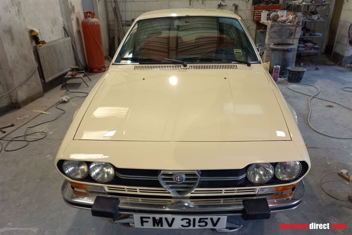 alfa-romeo-alfetta-gtv-2000-1-owner-timewarp