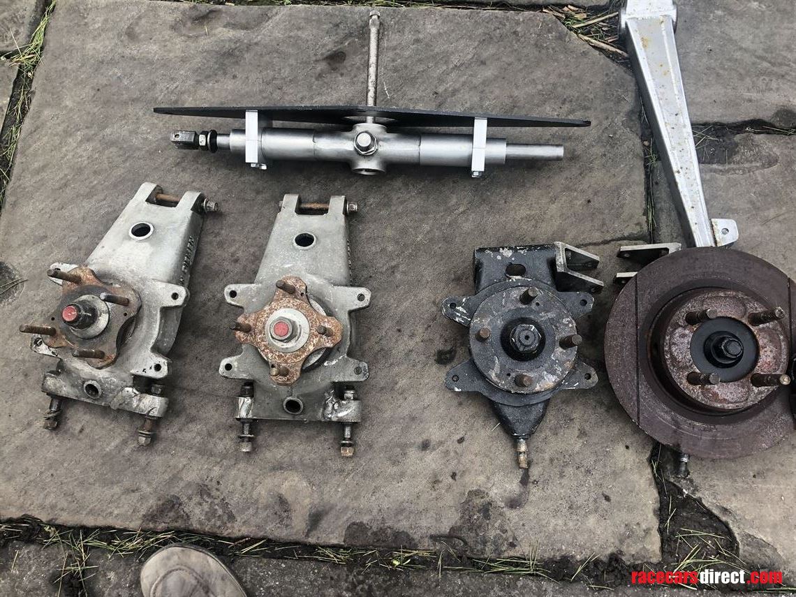 vandiemen-f2000---crawler-rather-than-roller