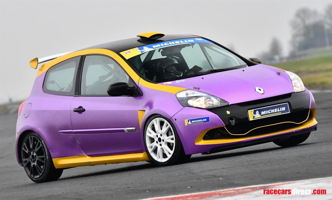 renualt-clio-x85-cup-racer