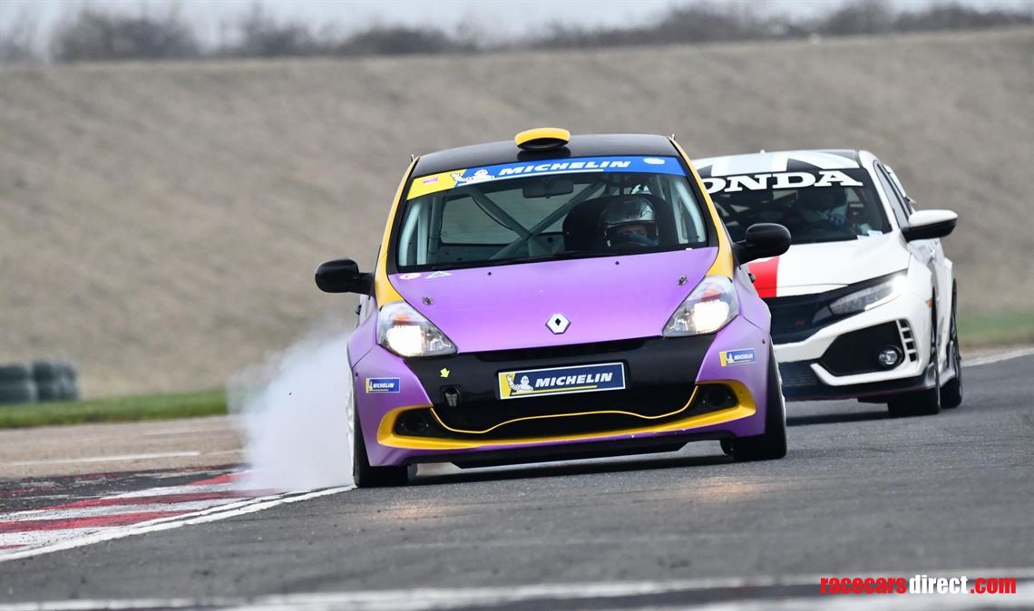 renualt-clio-x85-cup-racer