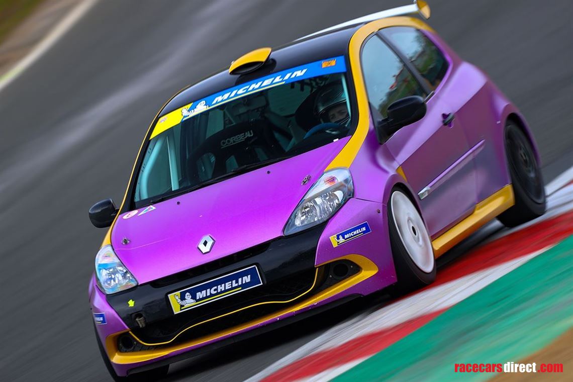 renualt-clio-x85-cup-racer