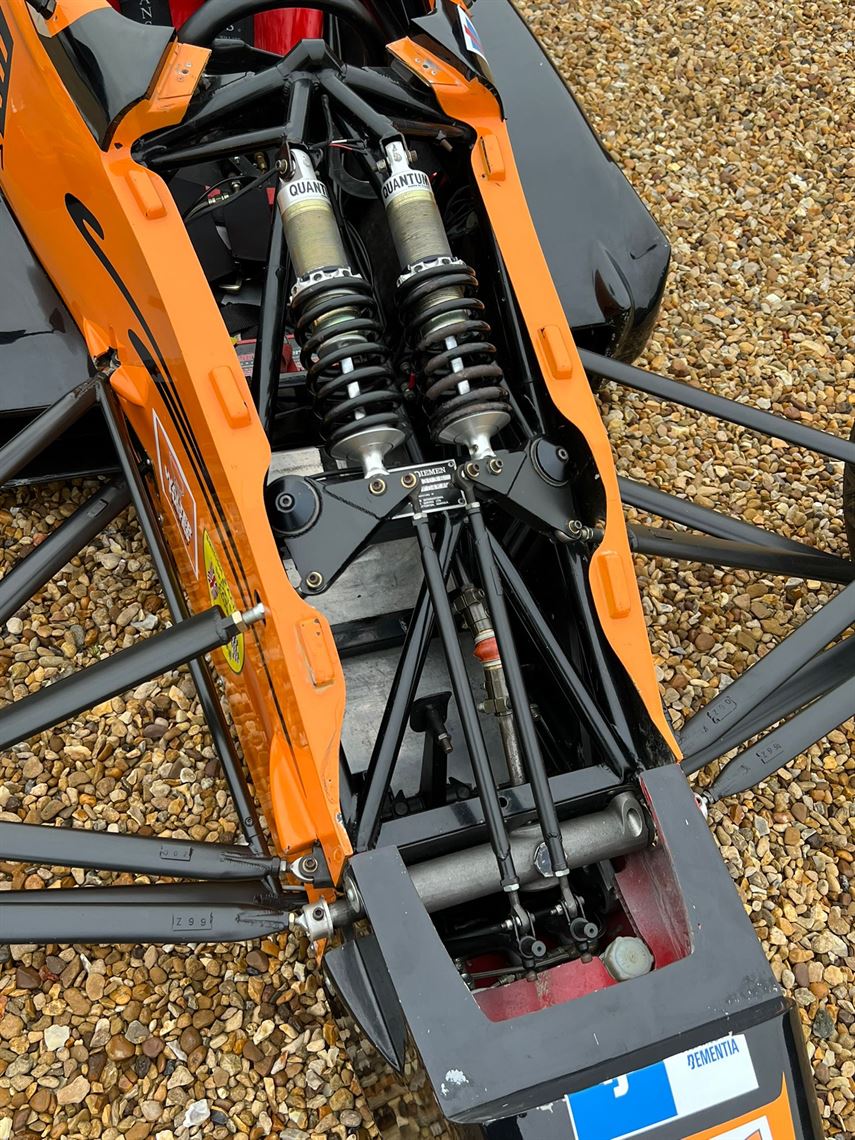van-diemen-rf04k