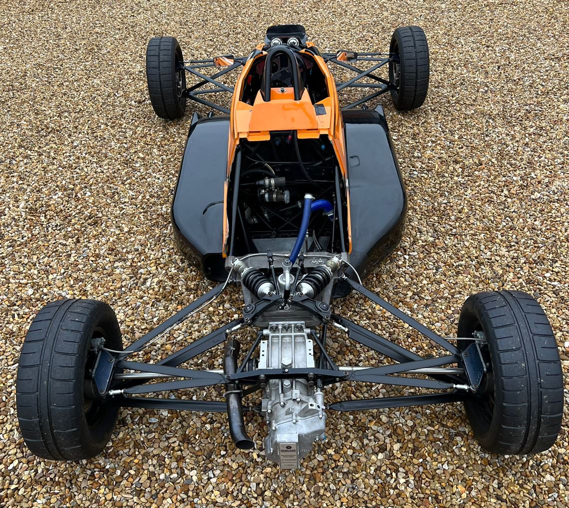 van-diemen-rf04k