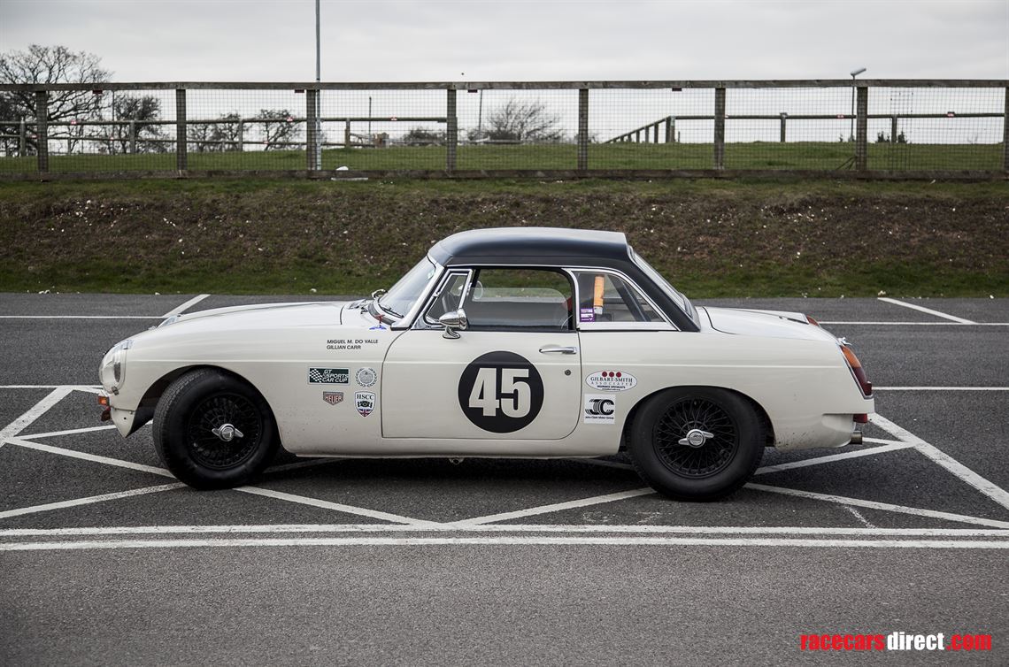 1963-mgb-roadster-race-car
