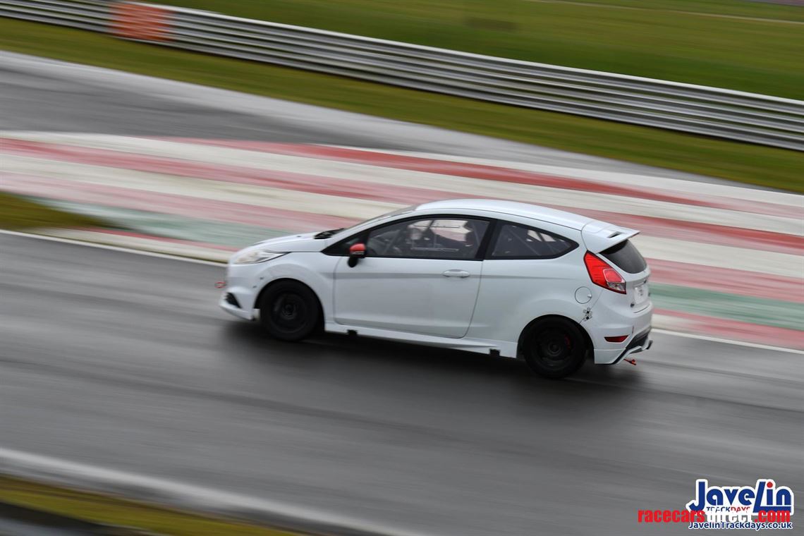 ford-fiesta-st-180-race-car---new-price