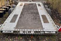 brian-james-a-max-trailer-with-tyre-rack