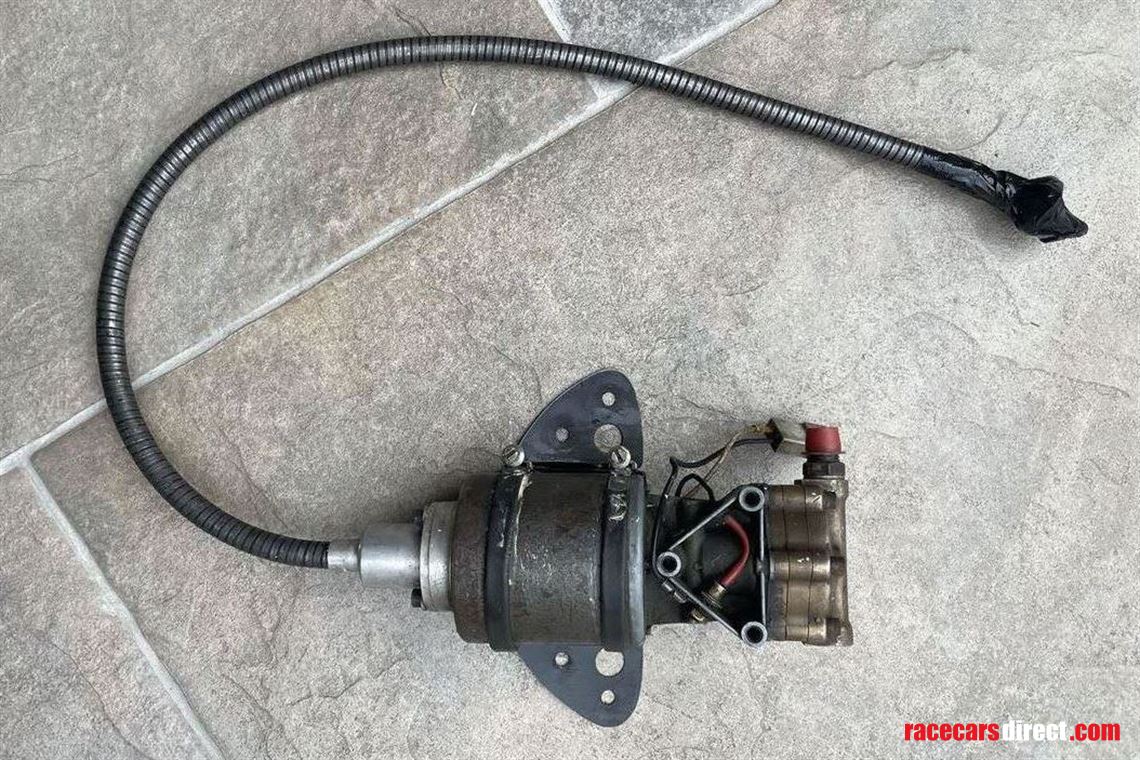 cosworth-v8-fuel-pumps-from-df-series