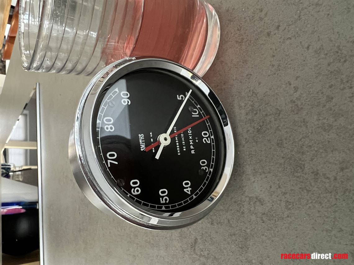 Racecarsdirect.com - SMITS chronometric rev counter